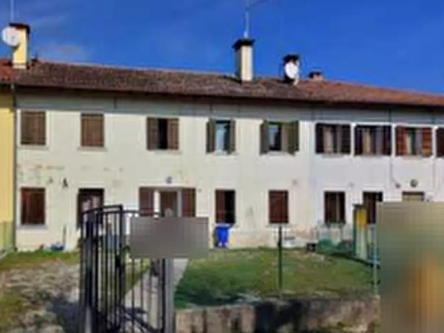 Immagine 1 di Porzione di casa in vendita  in Via barco a Susegana