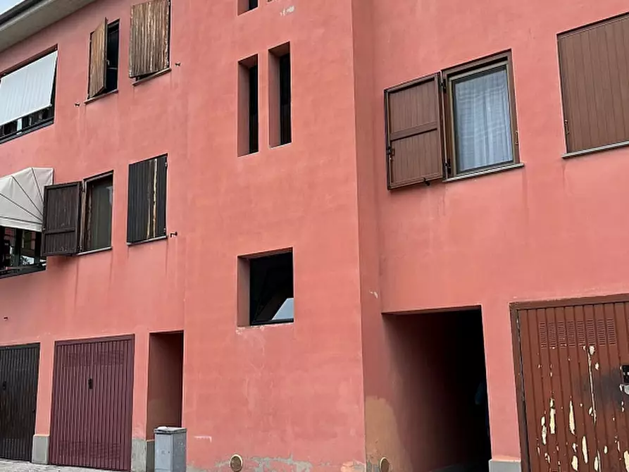 Immagine 1 di Appartamento in vendita  in Via Giuseppe Setti a San Pietro In Casale