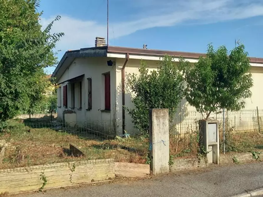 Immagine 3 di Casa indipendente in vendita  in Via Europa  a Salgareda