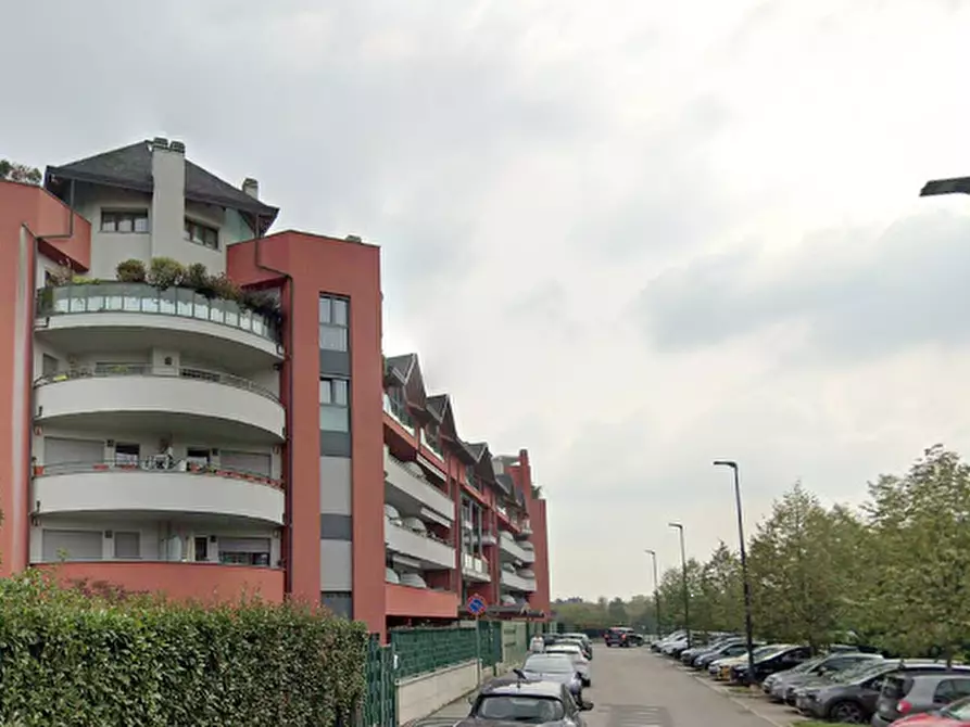 Immagine 5 di Appartamento in vendita  in Via dei Frassini a Legnano