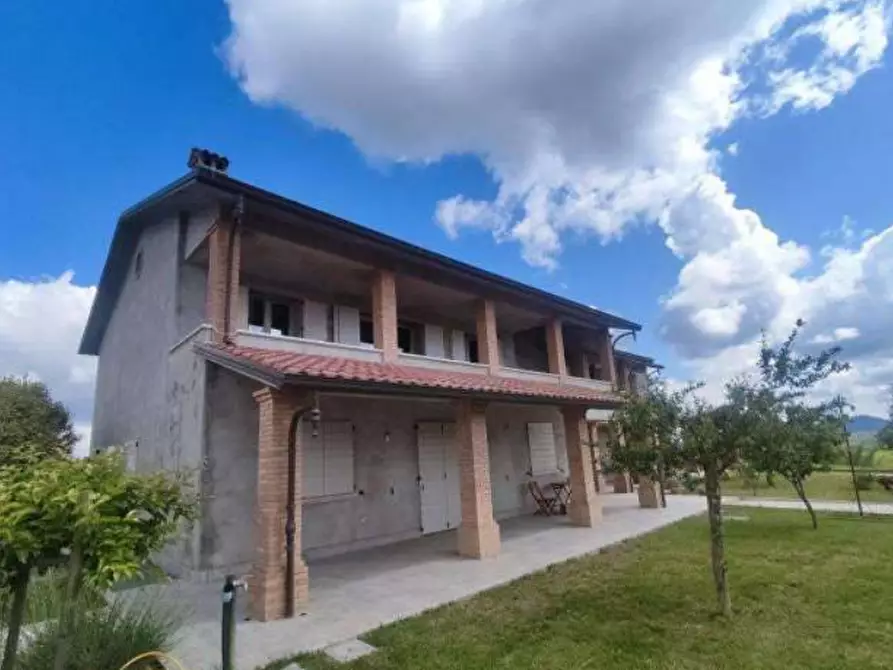Immagine 3 di Villa in vendita  in Strada Rocca delle Caminate a Meldola