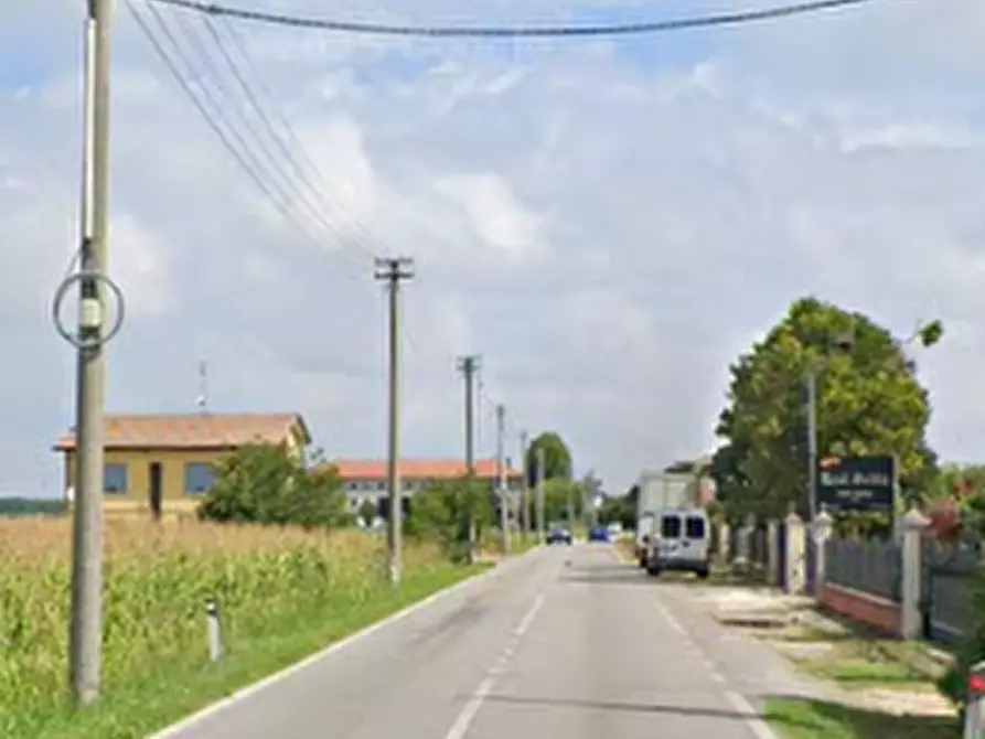 Immagine 9 di Casa indipendente in vendita  in Via belfiore a Casale Di Scodosia