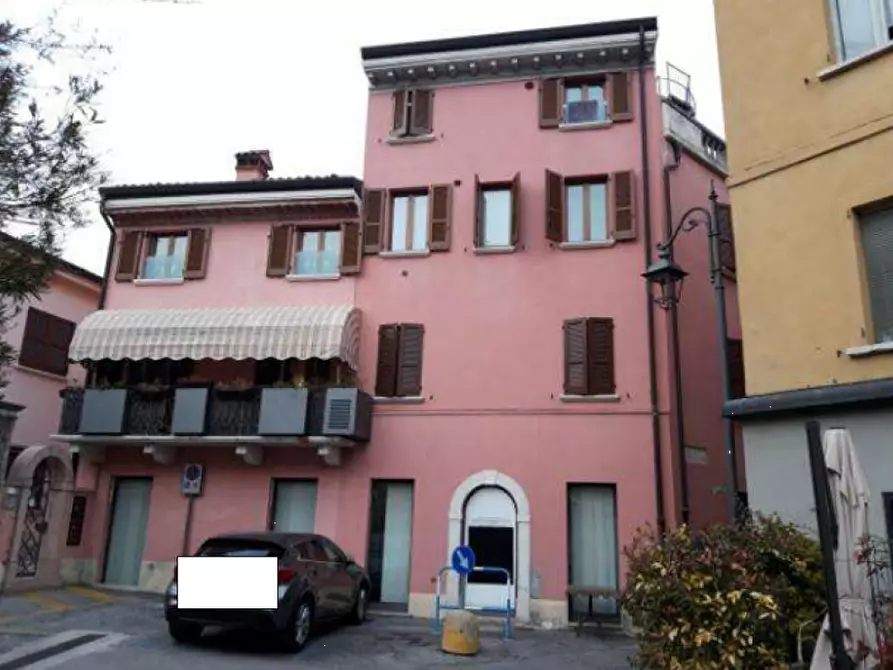 Immagine 2 di Ufficio in vendita  in Via Giosuè Carducci a Desenzano Del Garda