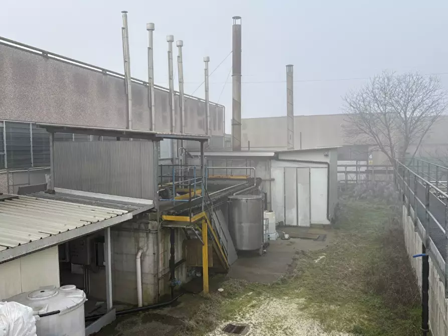 Immagine 3 di Capannone industriale in vendita  in Via dell'Ecologia  a Borgo San Giacomo