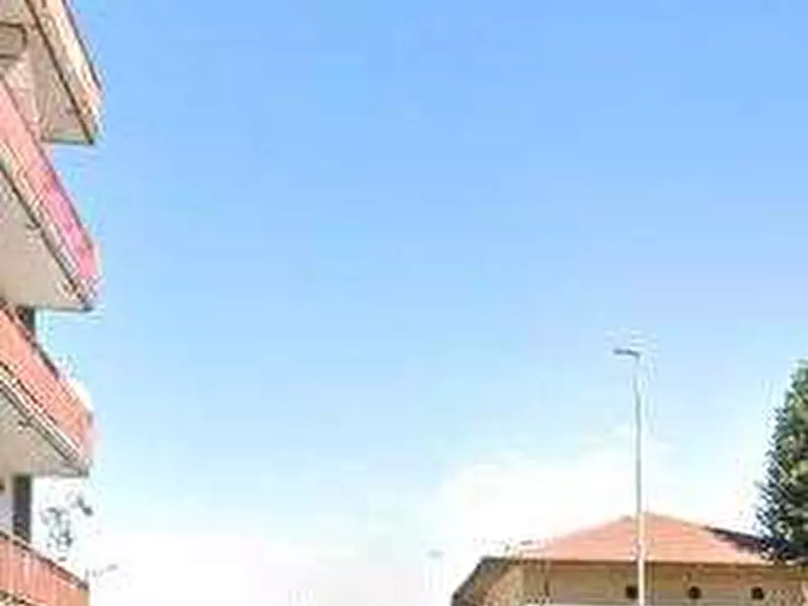 Immagine 10 di Appartamento in vendita  in Via Repubblica a Leno