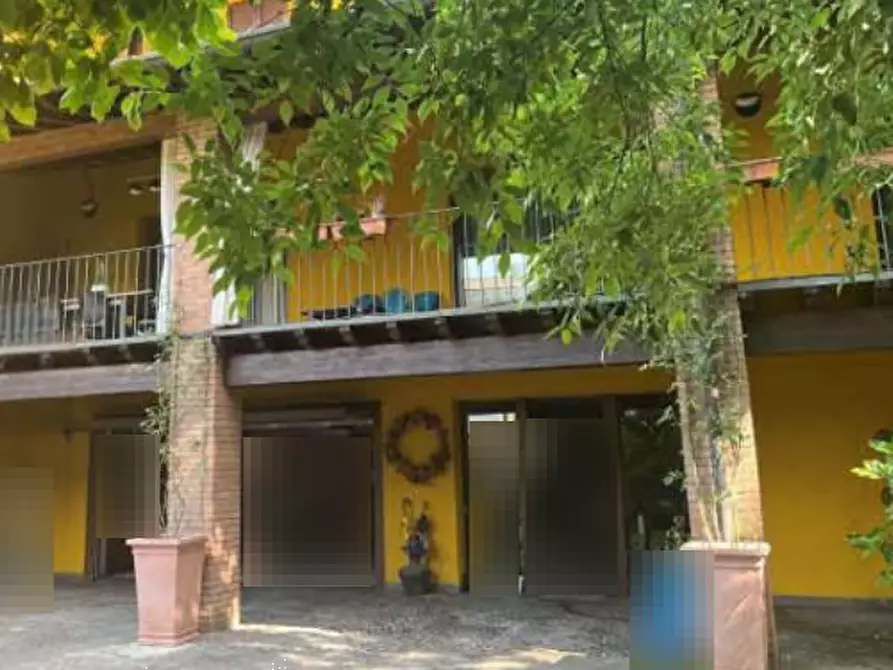 Immagine 4 di Porzione di casa in vendita  in Via Pineta a Nave