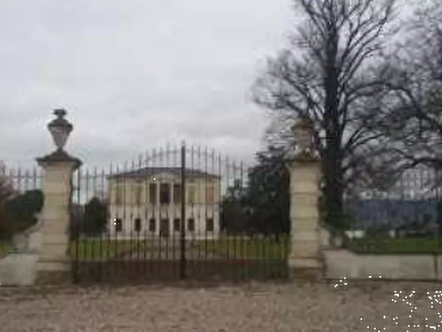 Immagine 6 di Stabile in vendita  in Via Perarolo a San Bonifacio