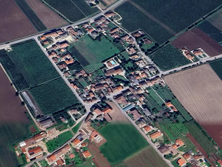 Immagine 12 di Stabile in vendita  in Via Perarolo a San Bonifacio