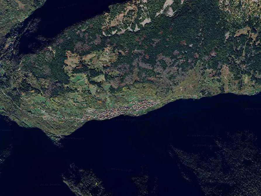 Immagine 11 di Appartamento in vendita  in  Via Trento a Saviore Dell'adamello