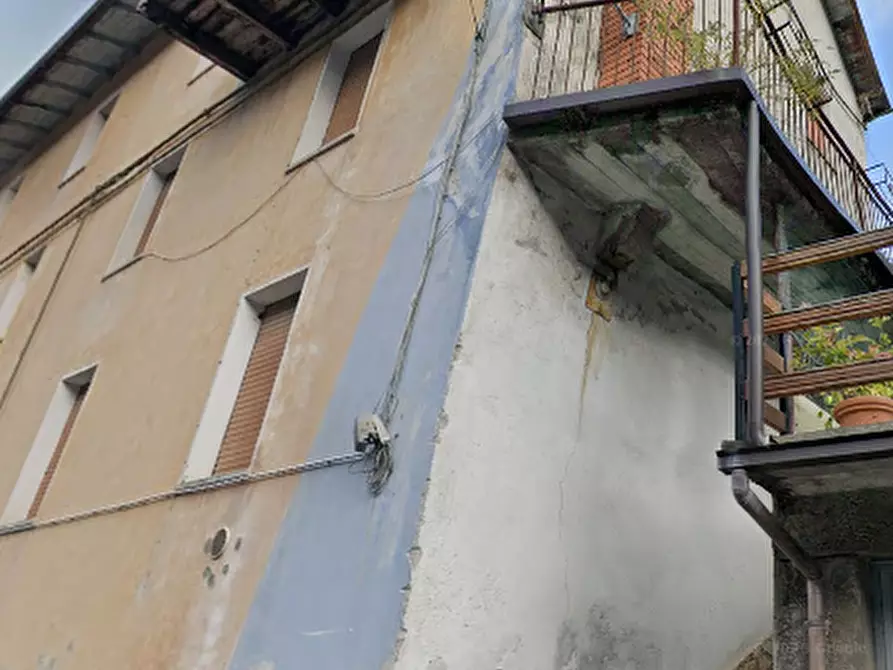 Immagine 4 di Appartamento in vendita  in  Via Trento a Saviore Dell'adamello