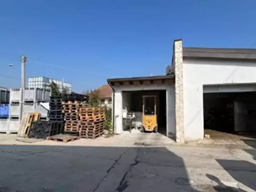 Immagine 5 di Capannone industriale in vendita  in  Via Riccadonna  a Zevio