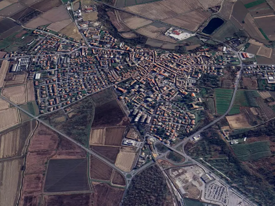 Immagine 23 di Stabile in vendita  in Viale Loreto a Sannazzaro De' Burgondi