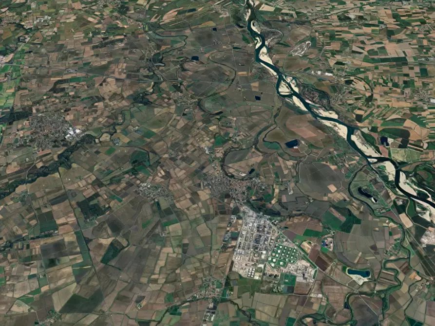 Immagine 29 di Stabile in vendita  in Viale Loreto a Sannazzaro De' Burgondi