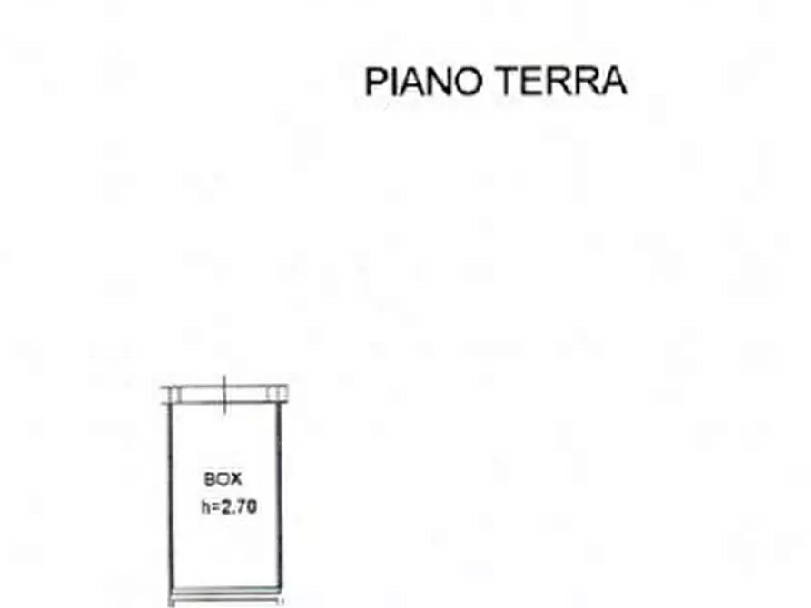 Immagine 31 di Stabile in vendita  in Viale Loreto a Sannazzaro De' Burgondi