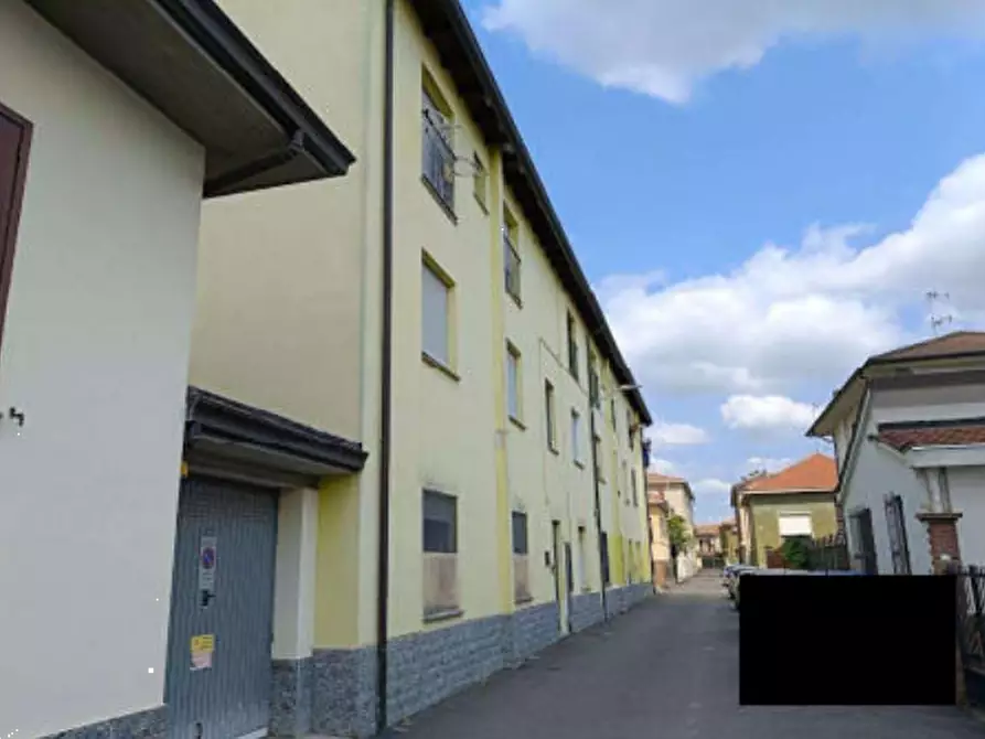 Immagine 3 di Appartamento in vendita  in Via Santorre di Santarosa a Vigevano