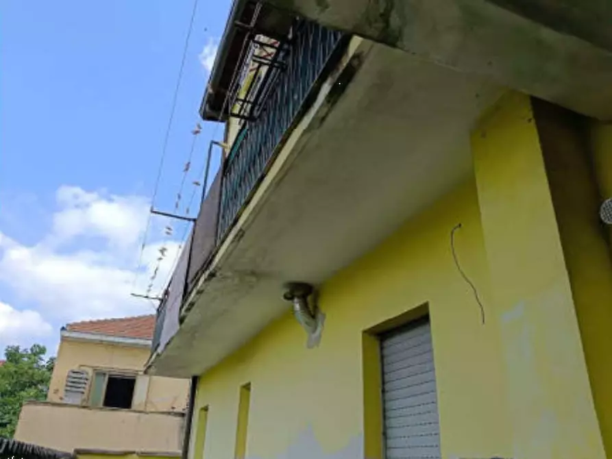 Immagine 5 di Appartamento in vendita  in Via Santorre di Santarosa a Vigevano