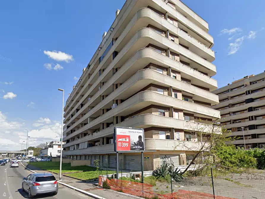 Immagine 1 di Appartamento in vendita  in Via Claudio Truffi a Roma