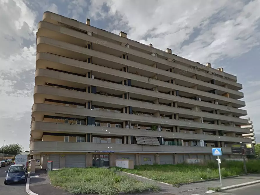 Immagine 3 di Appartamento in vendita  in Via Claudio Truffi a Roma