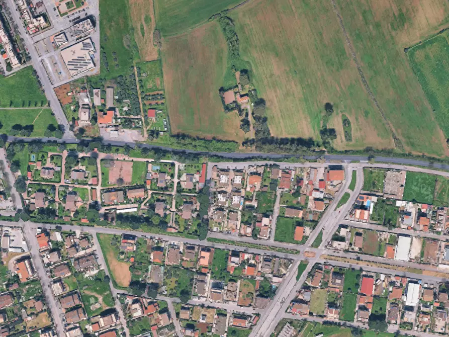 Immagine 1 di Negozio in vendita  in Via Busachi a Roma