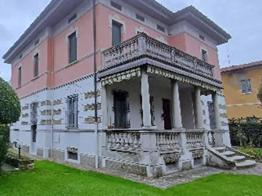 Immagine 4 di Villa in vendita  in Via Giacomo Matteotti a Coccaglio