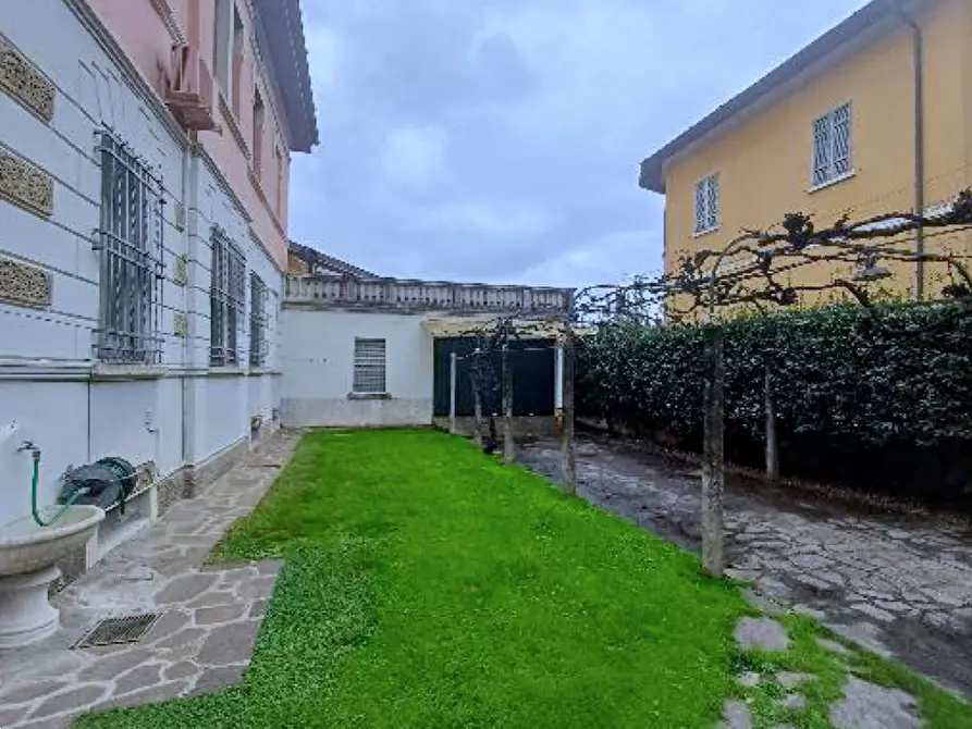 Immagine 5 di Villa in vendita  in Via Giacomo Matteotti a Coccaglio