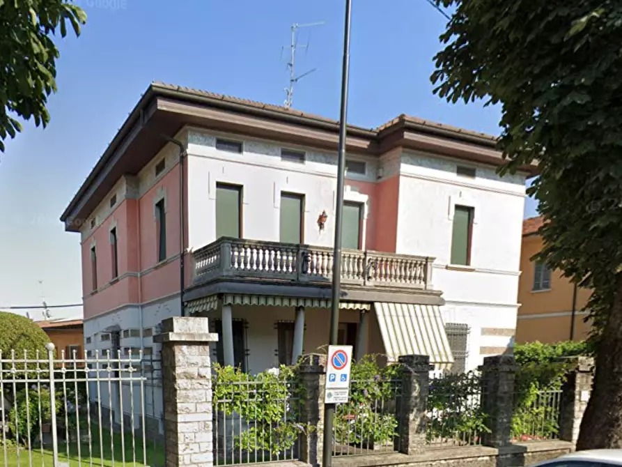 Immagine 13 di Villa in vendita  in Via Giacomo Matteotti a Coccaglio