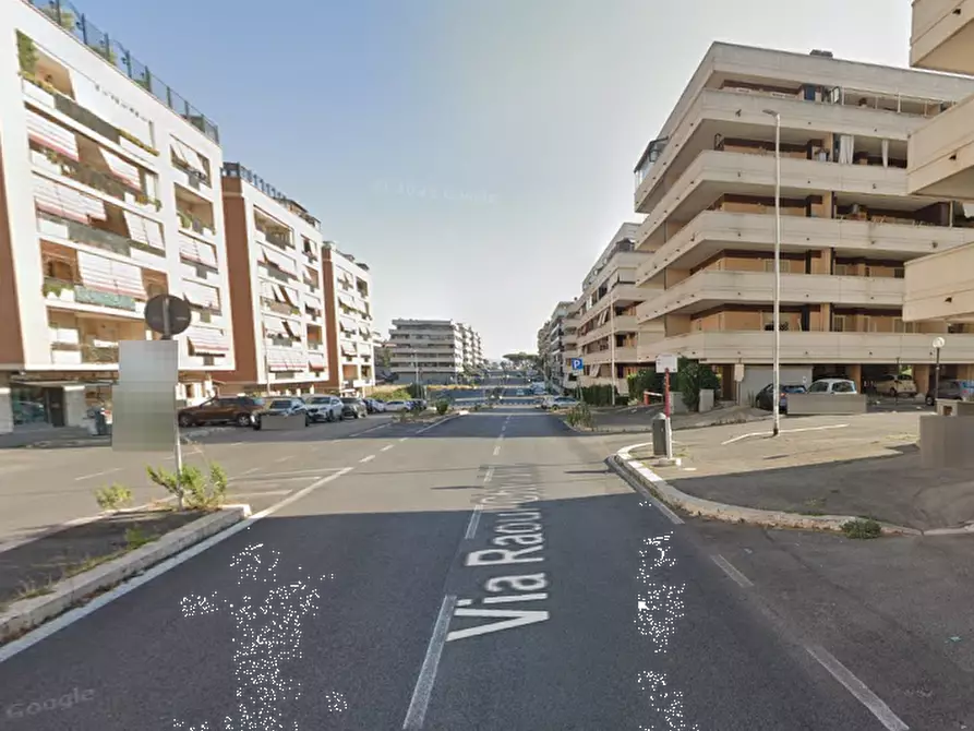Immagine 5 di Appartamento in vendita  in Via Raoul Chiodelli a Roma
