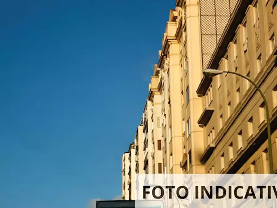 Immagine 22 di Appartamento in vendita  in Via Francolise a Roma