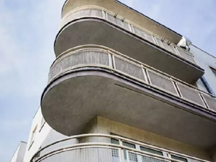 Immagine 25 di Appartamento in vendita  in Via Francolise a Roma