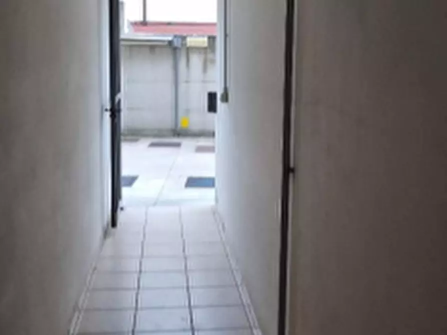 Immagine 4 di Garage in vendita  in Via dei Cartaginesi a Colli Al Metauro