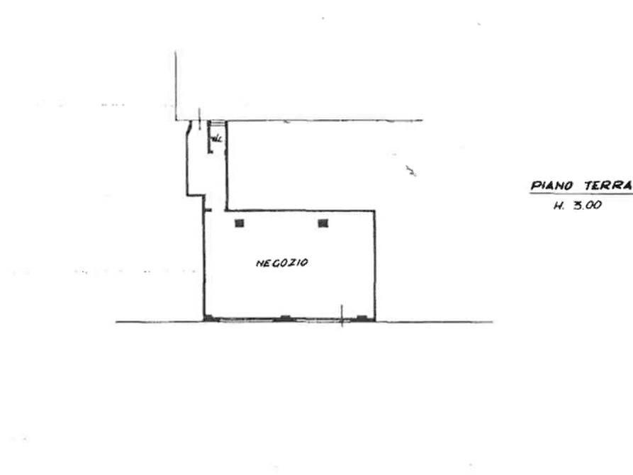 Immagine 12 di Negozio in vendita  in Via Arenzano a Modena