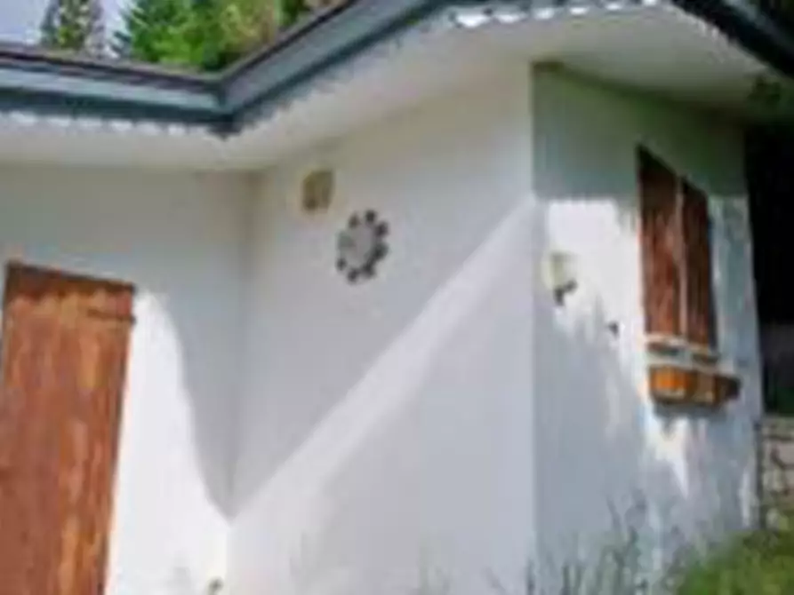 Immagine 7 di Villa in vendita  in Via Generale Graziani a Ferrara Di Monte Baldo