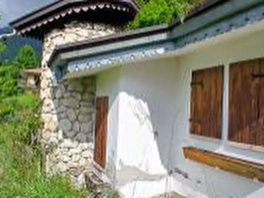 Immagine 13 di Villa in vendita  in Via Generale Graziani a Ferrara Di Monte Baldo