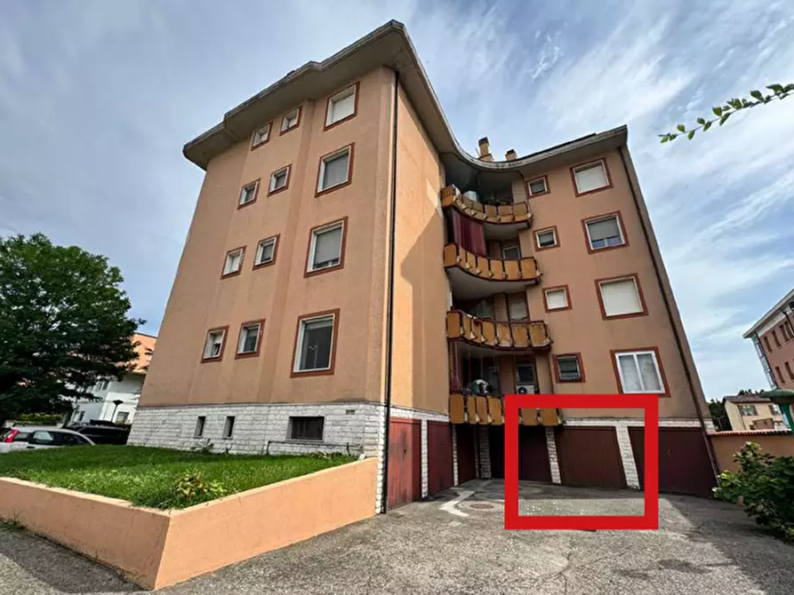 Immagine 1 di Appartamento in vendita  in Via P. Mascagni a Viadana