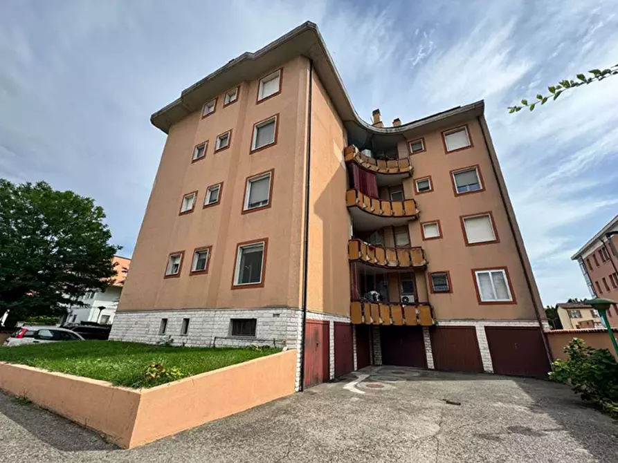 Immagine 6 di Appartamento in vendita  in Via P. Mascagni a Viadana