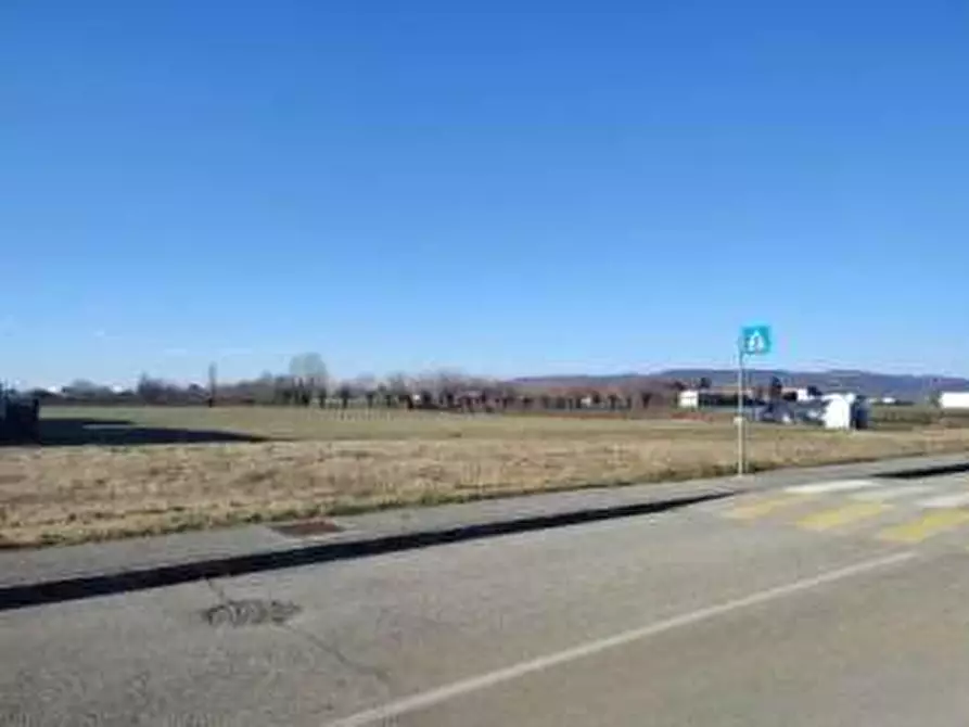 Immagine 1 di Terreno agricolo in vendita  in Via Papa Giovanni Paolo II a Orgiano