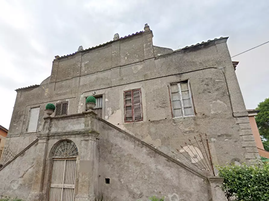 Immagine 8 di Porzione di casa in vendita  in Via Silvestri a Roma