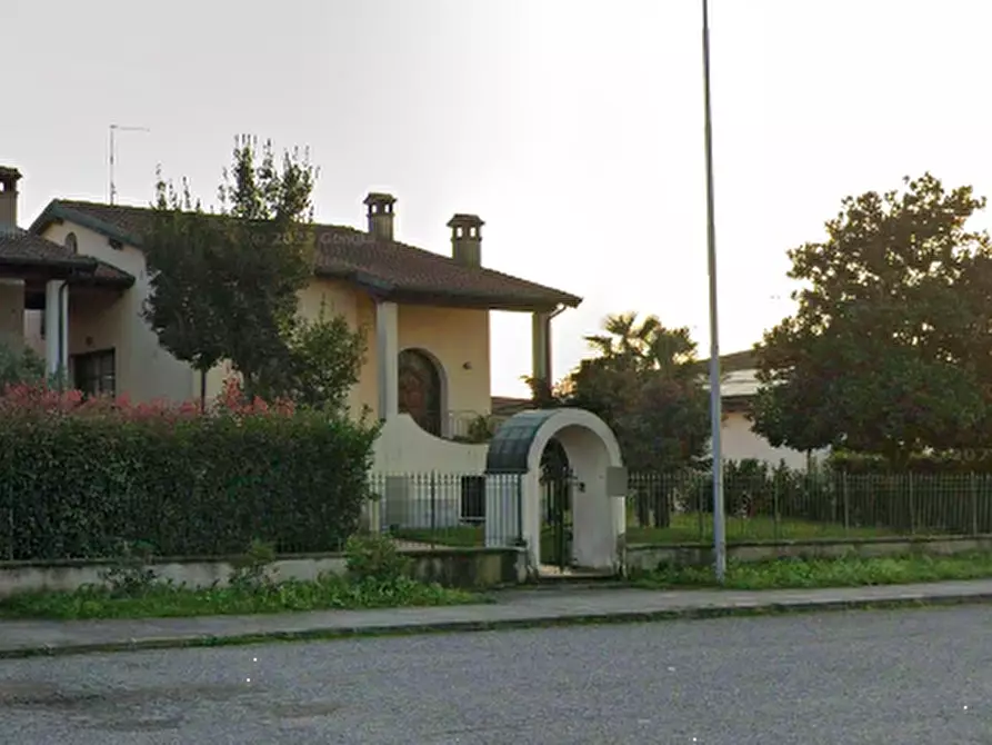 Immagine 5 di Appartamento in vendita  in Via Pasquini a Borgo San Giacomo