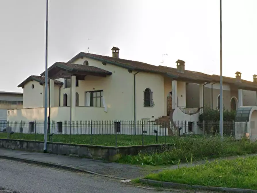 Immagine 3 di Appartamento in vendita  in Via Pasquini a Borgo San Giacomo