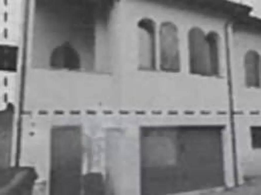 Immagine 10 di Appartamento in vendita  in Via Pasquini a Borgo San Giacomo