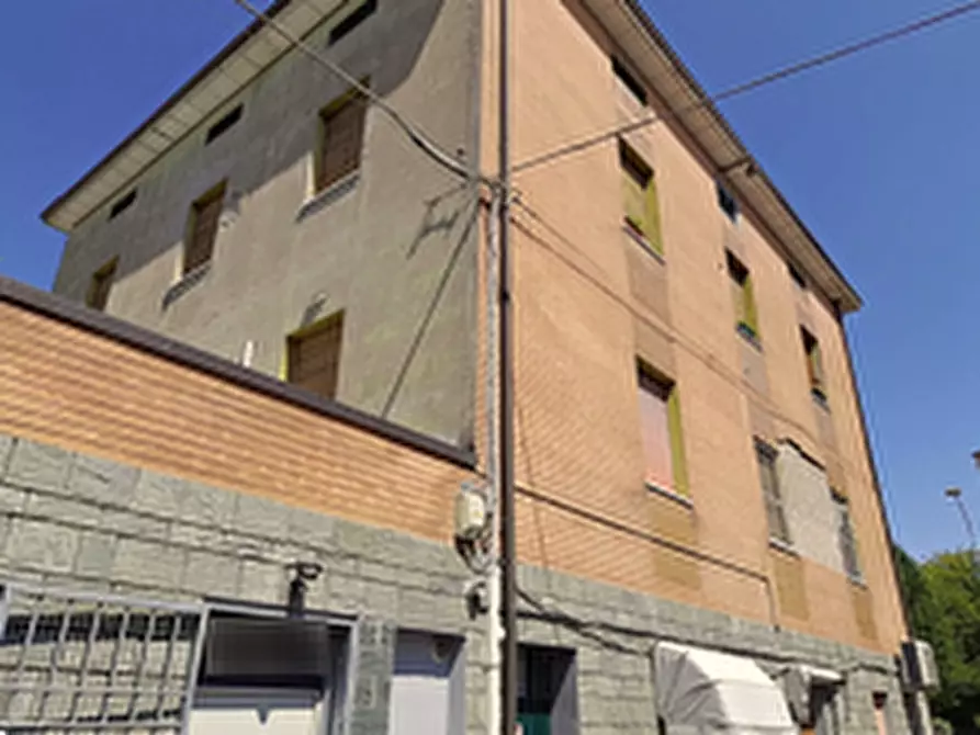 Immagine 3 di Appartamento in vendita  in Via M. Malpighi a Modena