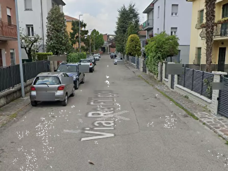 Immagine 10 di Appartamento in vendita  in Via M. Malpighi a Modena