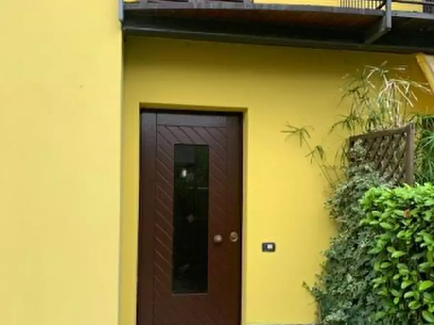 Immagine 3 di Porzione di casa in vendita  in Via Einaudi a Colorno