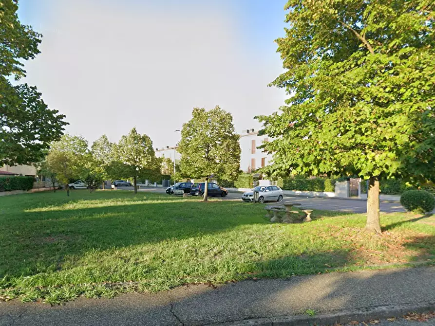 Immagine 11 di Porzione di casa in vendita  in Via Einaudi a Colorno