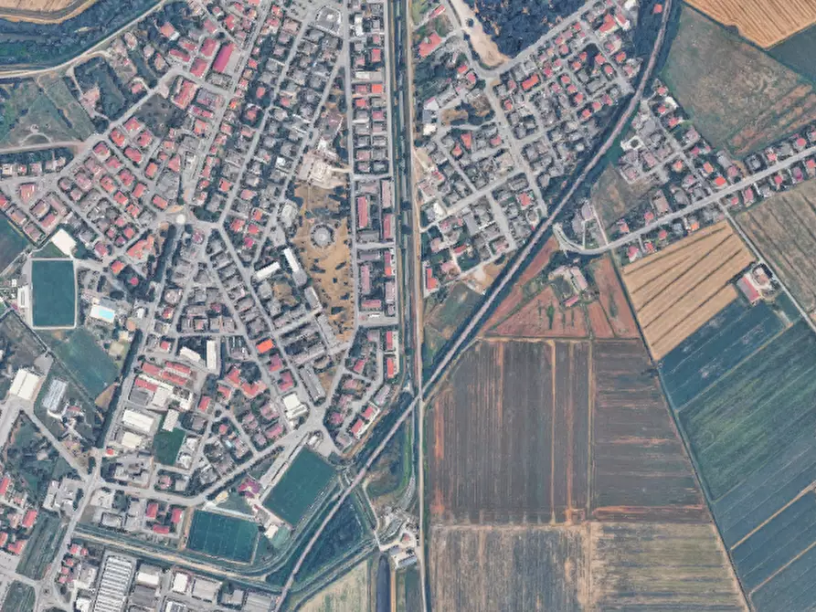 Immagine 19 di Porzione di casa in vendita  in Via Einaudi a Colorno