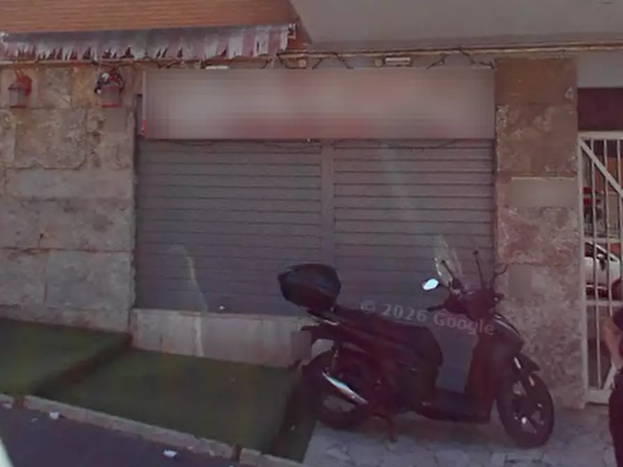 Immagine 2 di Negozio in vendita  in Via Costa Batocchi a Marino