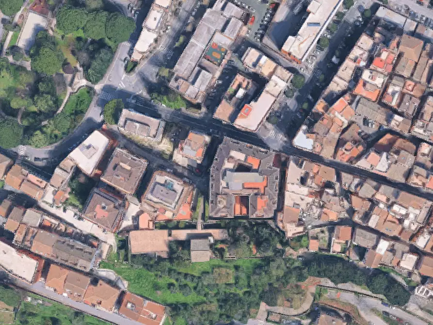 Immagine 12 di Negozio in vendita  in Via Costa Batocchi a Marino