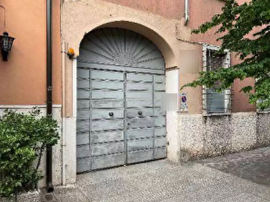 Immagine 1 di Appartamento in vendita  in Corso Garibaldi a Mantova