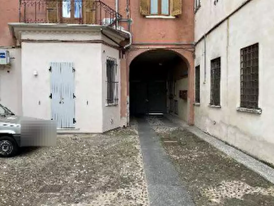 Immagine 3 di Appartamento in vendita  in Corso Garibaldi a Mantova