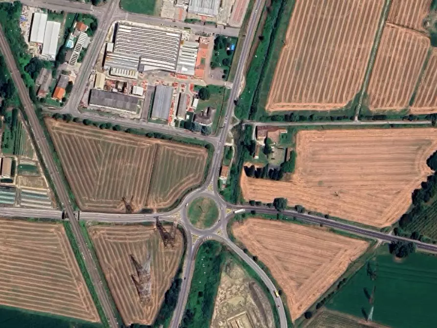 Immagine 3 di Capannone industriale in vendita  in Strada Abetone Brennero a Ostiglia